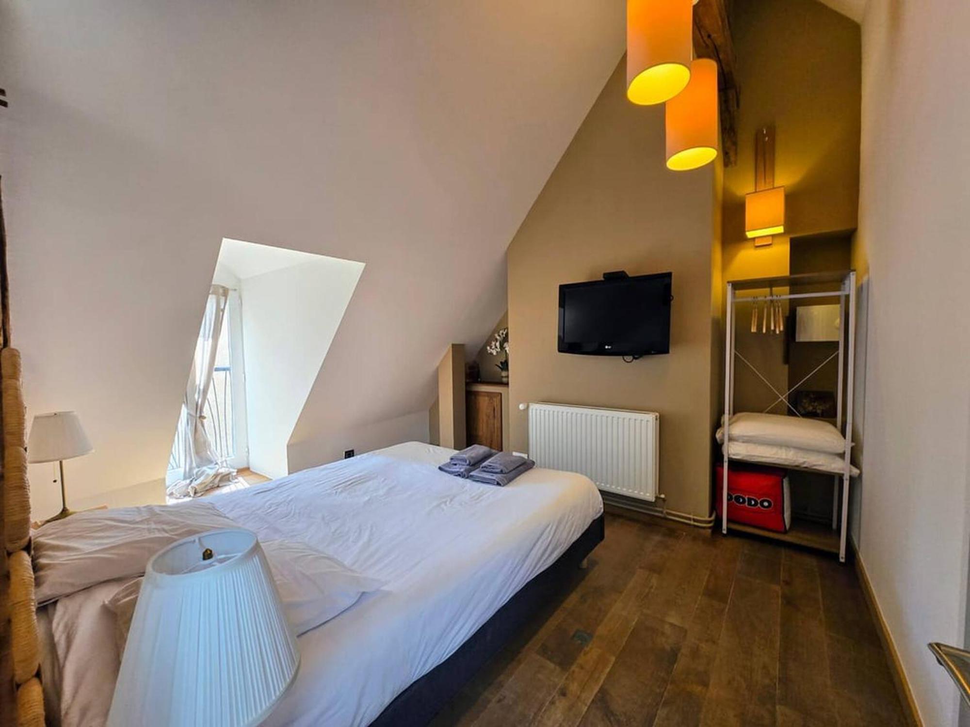 Robillard 2 - Sejour A Auxerre Appartement Buitenkant foto